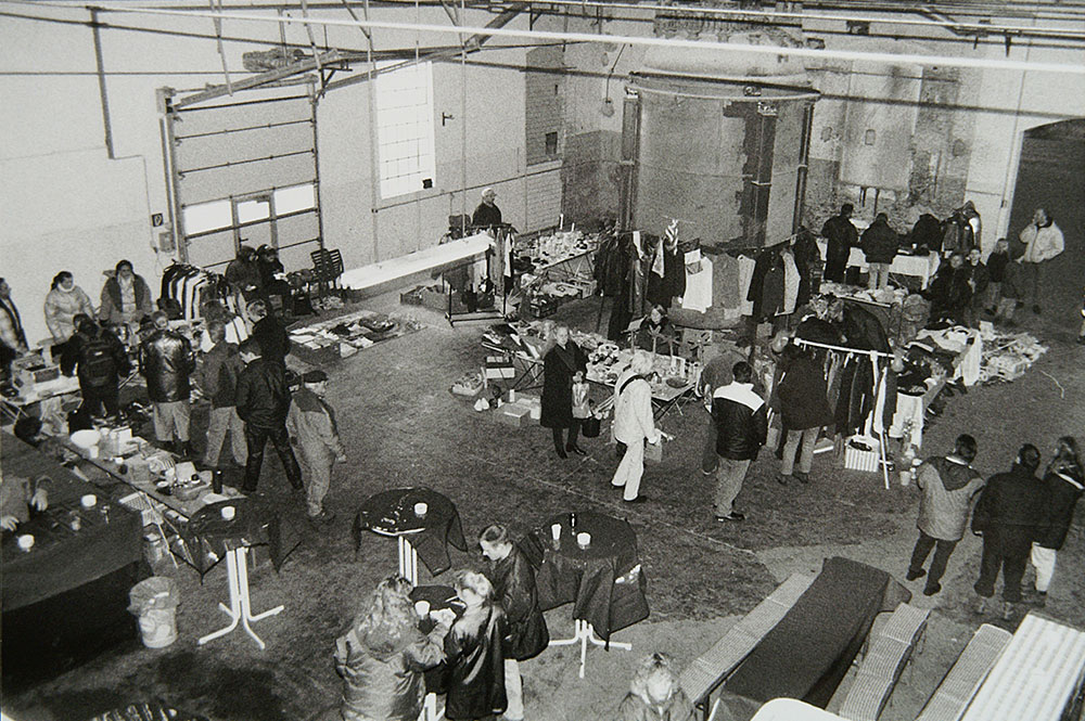 Schwarz-weiß Aufnahme des Innenraums